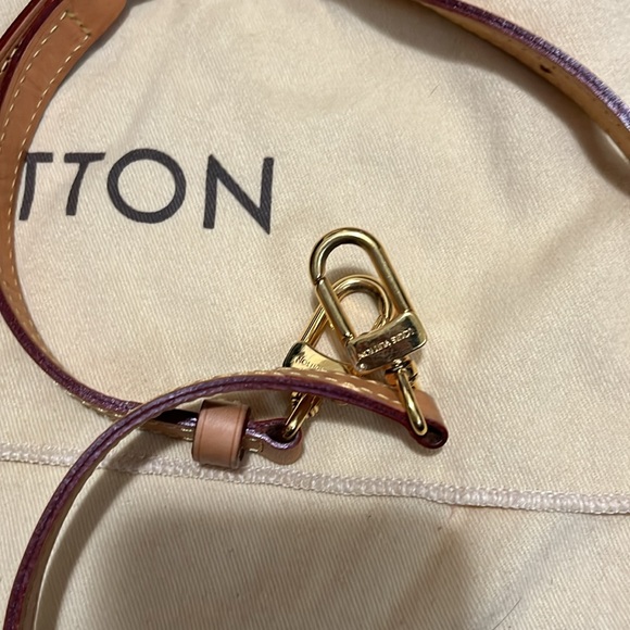 louis vuitton palermo pm - Picture 9 of 9